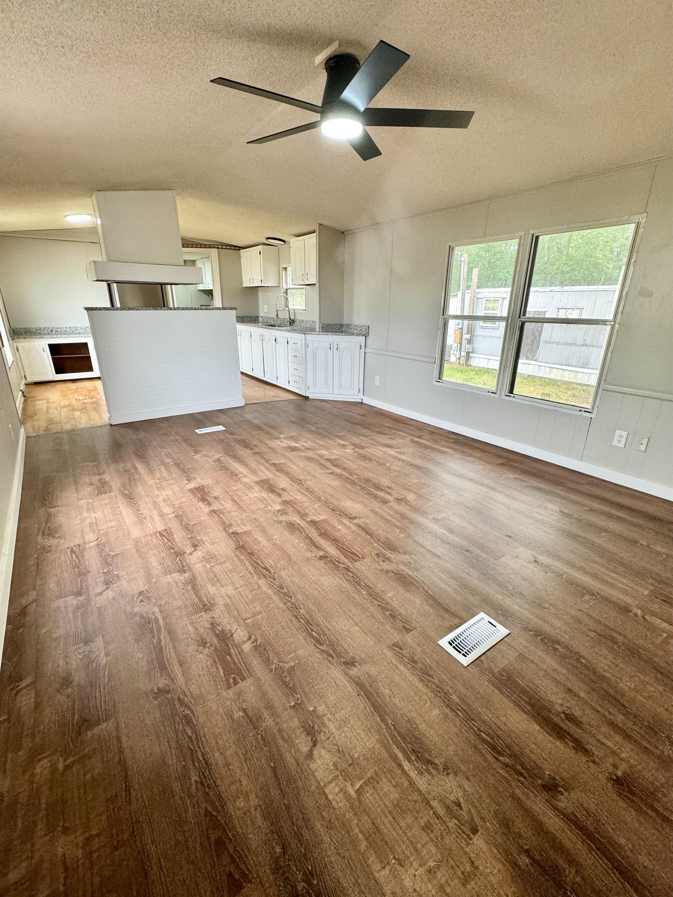 400 Abercrombie Road